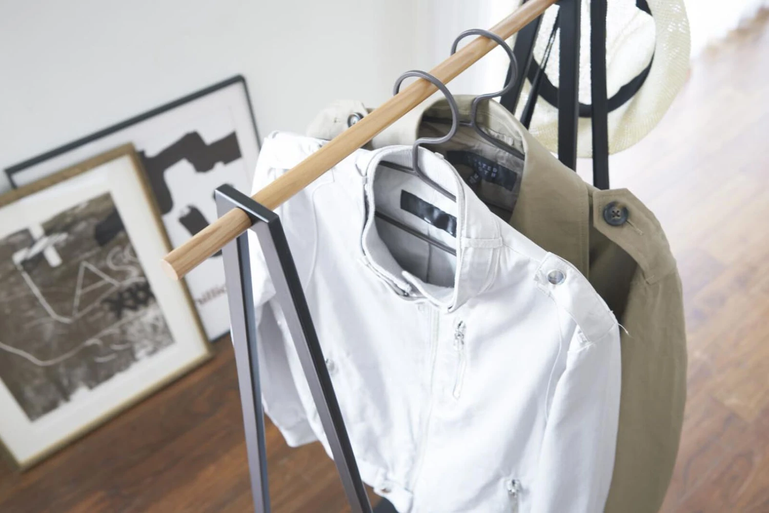 Coat Rack With Shelf 5 Coat Rack With Shelf - Image 3