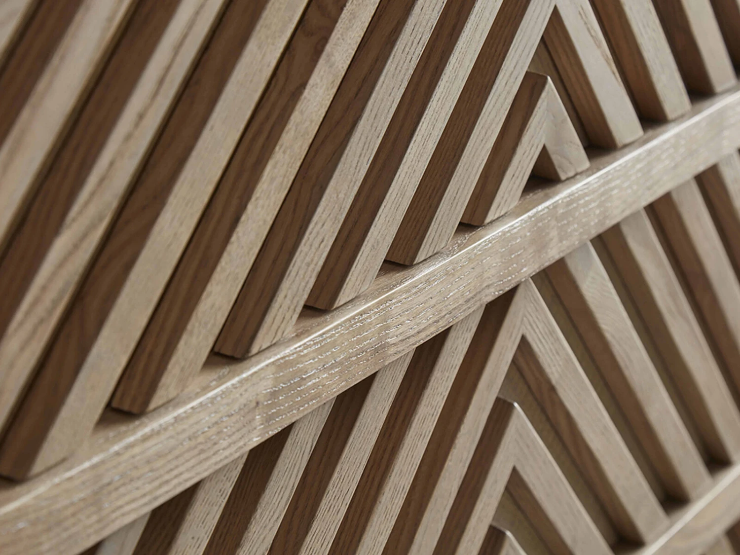 North Side Bachelors Chest 7 North Side Bachelors Chest - Image 5