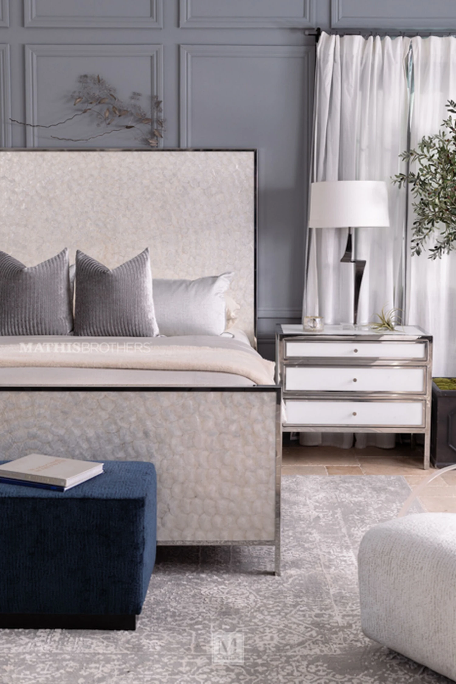 Interiors Blanca Nightstand 7 Interiors Blanca Nightstand - Image 5